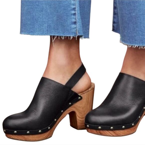 Kork-Ease Shoes - Kork‎ Ease Black Leather Women's STUDDED Clogs Size 10 New